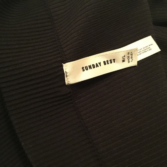 Aritzia Sunday best ribbed shorts - Picture 2 of 2